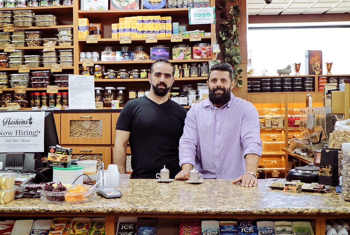 the largest Arab community in the U.S., centered in Dearborn, Michigan. Learn about its rich history, migration waves, and cultural impact on American society.