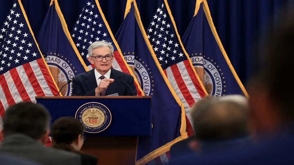 These developments complicate the outlook for the Federal Reserve, which had previously signaled a possible interest rate cut in late 2025 to support slowing growth.