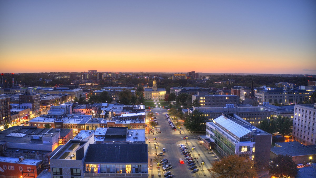 A data-driven guide for families looking to relocate to states with the lowest cost of living in the U.S.