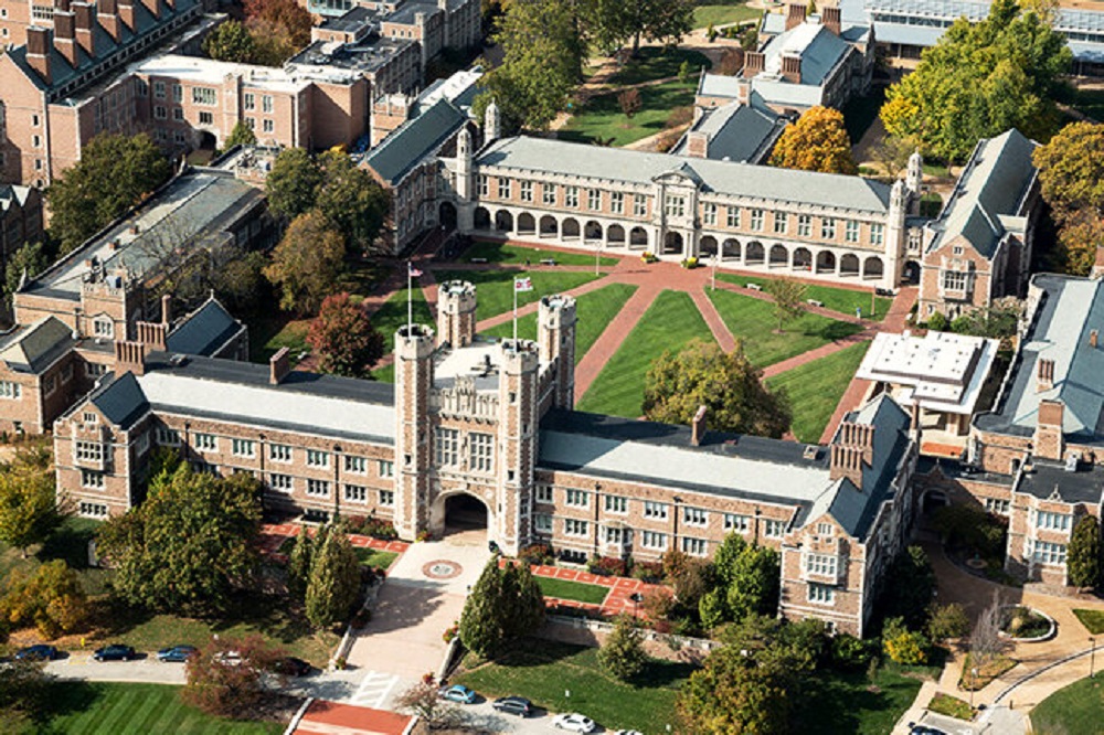 Washington University in St. Louis, Saint Louis University, University of MissouriSt. Louis offers 30% lower living costs and 64% cheaper rent than New York.