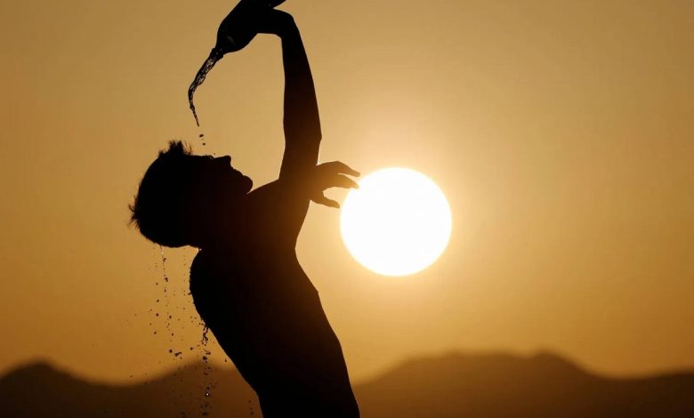 Officials cautioned that this extreme level of heat poses a direct danger to anyone without proper cooling or hydration.