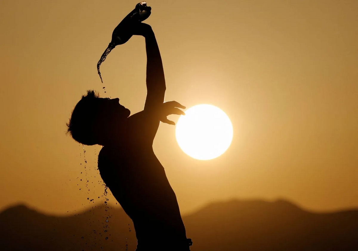 Hot nights are becoming a serious climate and health issue in U.S. cities. 
