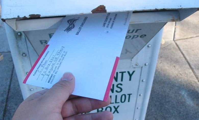 Detroit’s early voting opens as nine candidates race for mayor.