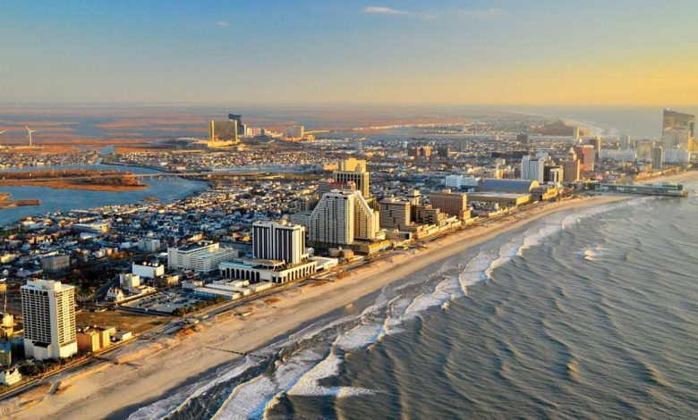 Arabs and Muslims in the United States represent a diverse and dynamic community with distinct migration patterns within the country.