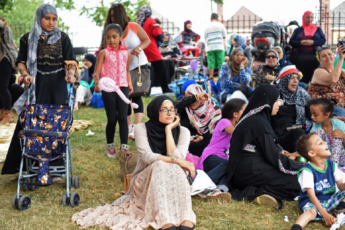 many families find balance. Young Arab-Americans are becoming doctors, engineers, teachers, artists—and even politicians—proud of both their heritage and their American journey.