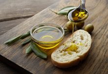 the top Palestinian products sold in the U.S., from olive oil and Medjool dates to embroidery and Hebron ceramics—supporting heritage, quality, and ethical trade.