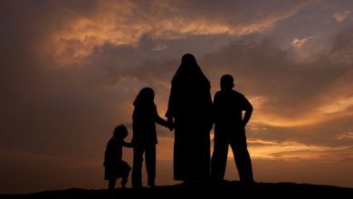 Challenges and Contradictions for Arab Families in the U.S.