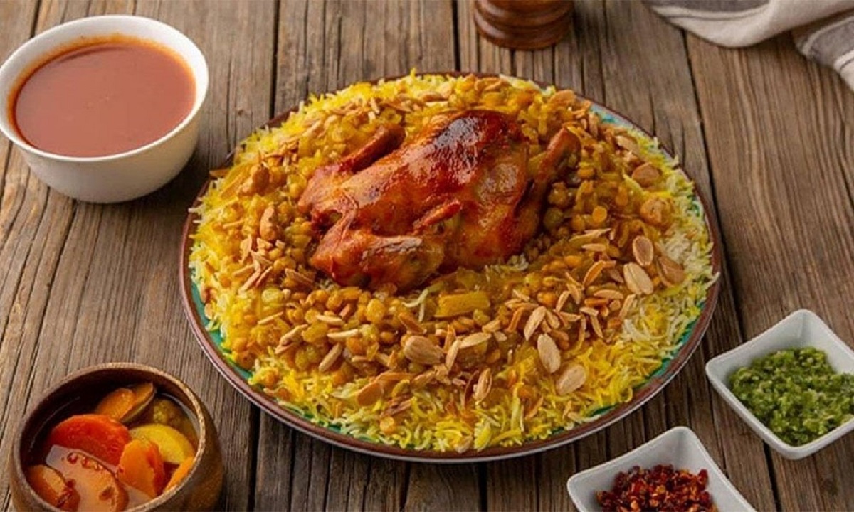 Majboos is more than just rice and meat—it is a symbol of hospitality, celebration, and national identity. Here’s what defines it: