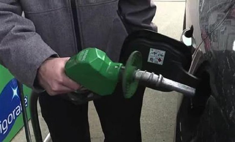 Title:Gas Prices Drop Again in Michigan, Offering Relief to Summer Drivers