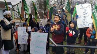 the United States does not recognize it as a public holiday, Muslim communities across the country—especially Arab, South Asian, and African Muslim populations—celebrate it with a rich blend of religious devotion, cultural expression, and traditional foods.