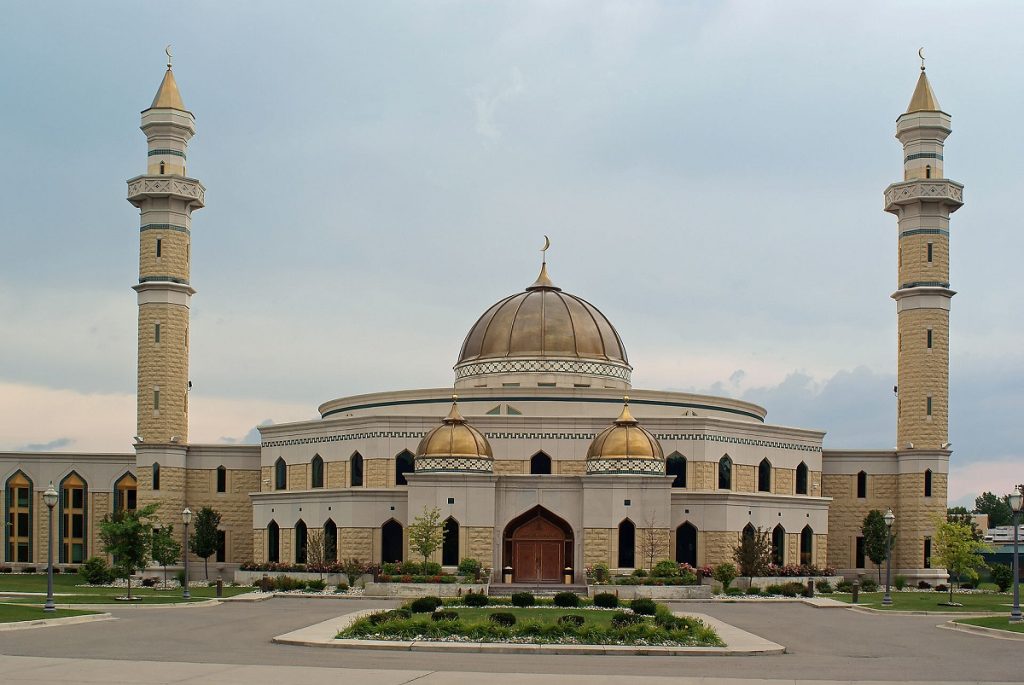 Arabs and Muslims in the U.S. often weigh between Michigan’s affordability and cultural concentration and California’s diversity and economic opportunity.