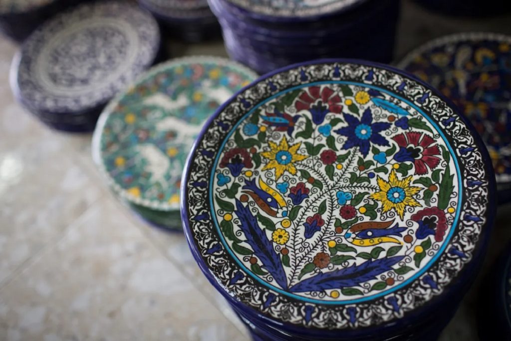 Palestinian ceramics date back centuries, with deep roots in cities like Jerusalem, Hebron, and Nablus.