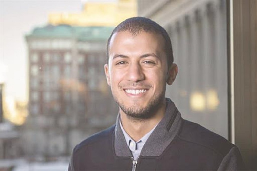 the remarkable story of Moawia Eldib, an Egyptian-American entrepreneur who overcame poverty, homelessness, and language barriers to found SmartSpot