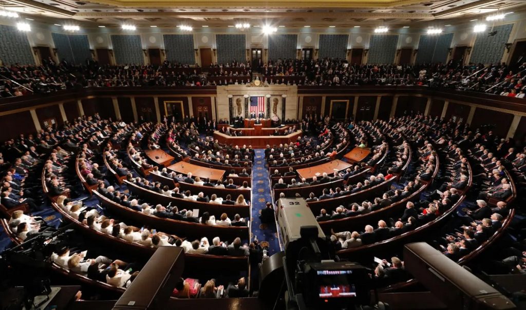 Bill Aims to Shield Social Security from Cuts and Privatization