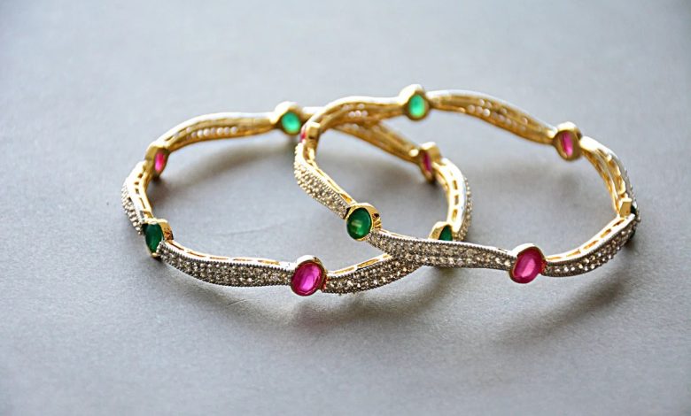 Muslim Jewelers in America: