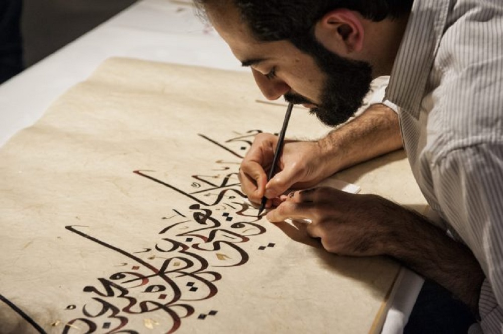 Arabic calligraphy in the USA blends tradition with modern creativity