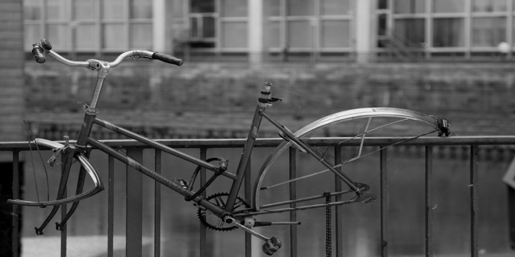 Authorities urge residents to take stronger precautions as bike theft incidents surge in 2024, even as city crime rates decline.