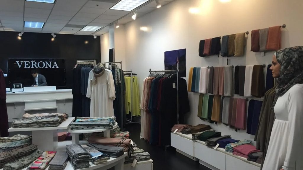 Arab and Muslim Americans shop for modest clothing in both specialized Islamic store