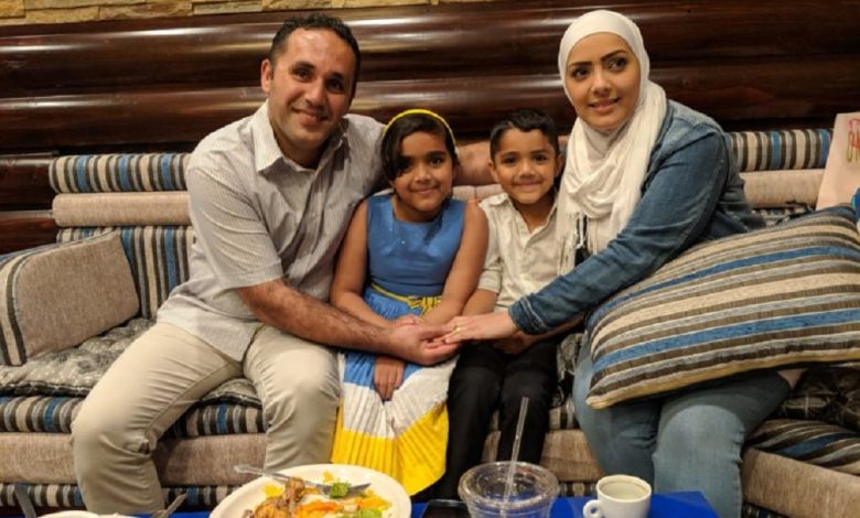Arab migration to the U.S. began in the late 19th century, primarily with Christian immigrants from Lebanon and Syria. By the mid-20th century, Muslim migration increased, with arrivals from Palestine, Egypt
