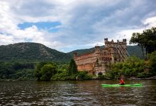 New York is more than just its bustling city—it’s home to charming small towns perfect for a peaceful getaway.
