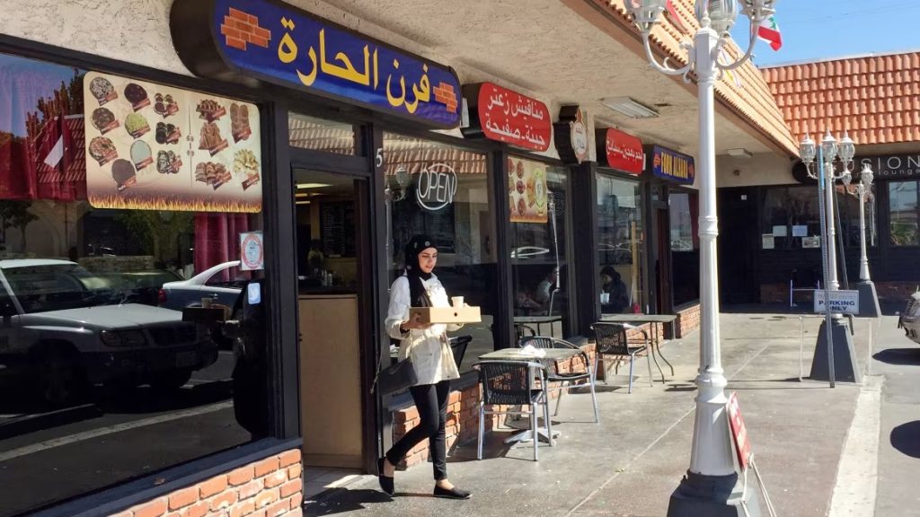 Halal restaurants and bakeries serving Middle Eastern and North African cuisine.