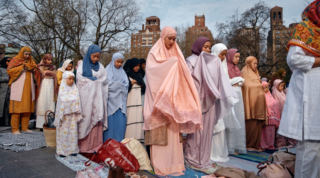 In Islam, Friday (Jumu’ah) is the holiest day of the week—a weekly Eid marked by special congregational prayers, increased supplication, and spiritual renewal.