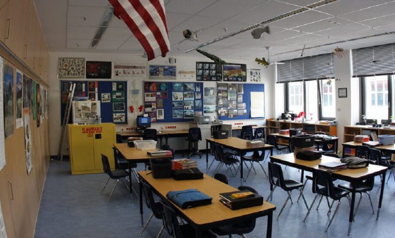 Michigan lawmakers are advancing a bipartisan plan to reduce mandatory school testing
