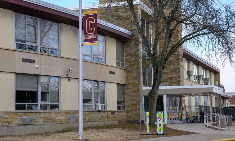 South Colonie Central School District in New York introduces halal meal options to meet the needs of its growing Muslim student population