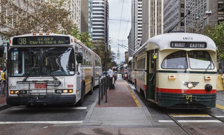 New York State is currently facing a major dispute with federal authorities over its process for issuing Commercial Driver’s Licenses (CDLs) to immigrants.