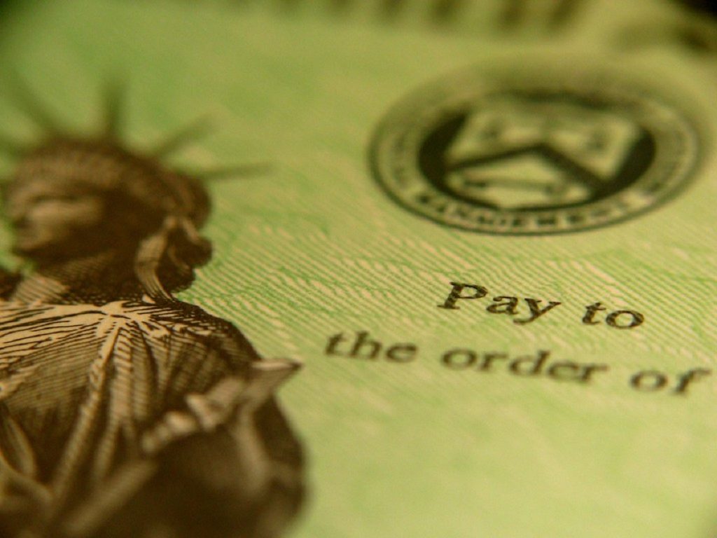 Eligible New Yorkers will automatically receive up to $400 in tax rebate checks