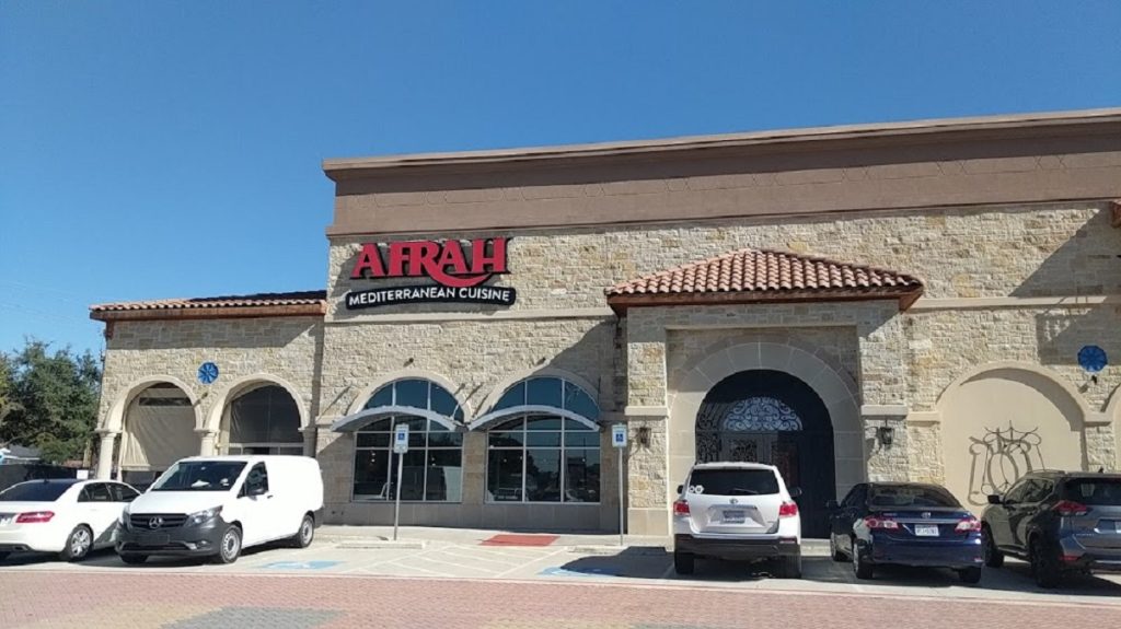 A legendary Lebanese-inspired spot, offering shawarma sandwiches, a popular lunch buffet, and pastries perfect for groups.