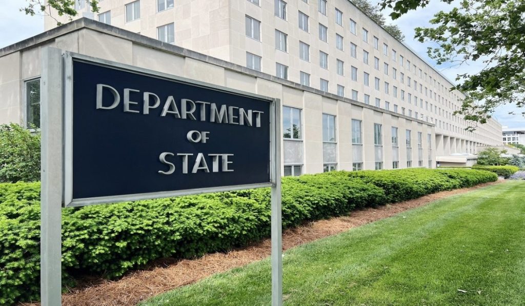 The U.S. Department of State has announced a temporary suspension of EB-2 skilled worker visas after exhausting the full annual quota for the 2025 fiscal year.