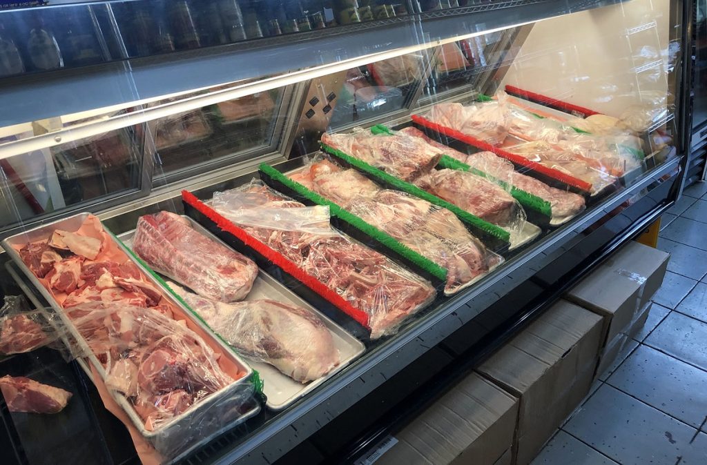 This market specializes in offering a wide variety of halal-certified meats, spices, fresh produce, and pantry essentials, ensuring that residents have access to authentic ingredients from across the globe.