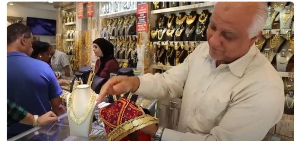 the inspiring story of Aref Abu Hudba, co-founder of Jerusalem Jewelry in Paterson, NJ. From humble beginnings to opening America’s largest jewelry showroom