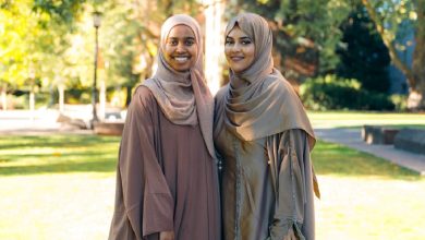 In the United States, traditional Muslim attire such as the abaya for women and the thobe or long shirt for men has become more than just a religious symbol—it represents identity, cultural pride, and elegance.