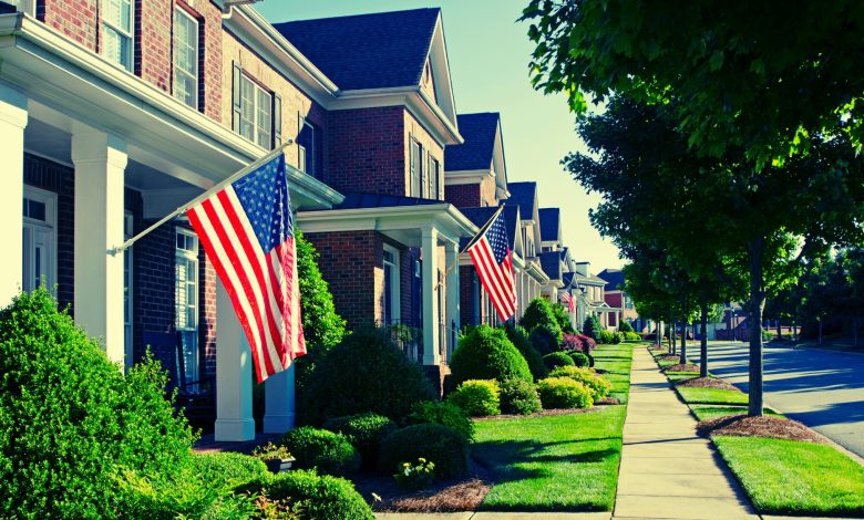 Zillow’s new report reveals that affordable apartments under $1,000 are becoming rare—but still available in parts of the South and Midwest.