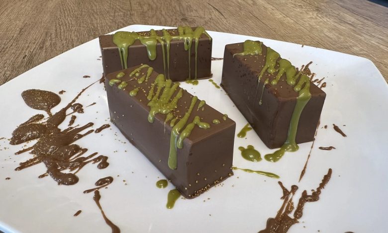 the viral knafeh chocolate bar at Royal Roastery in Terrytown, LA, and Houston, TX.