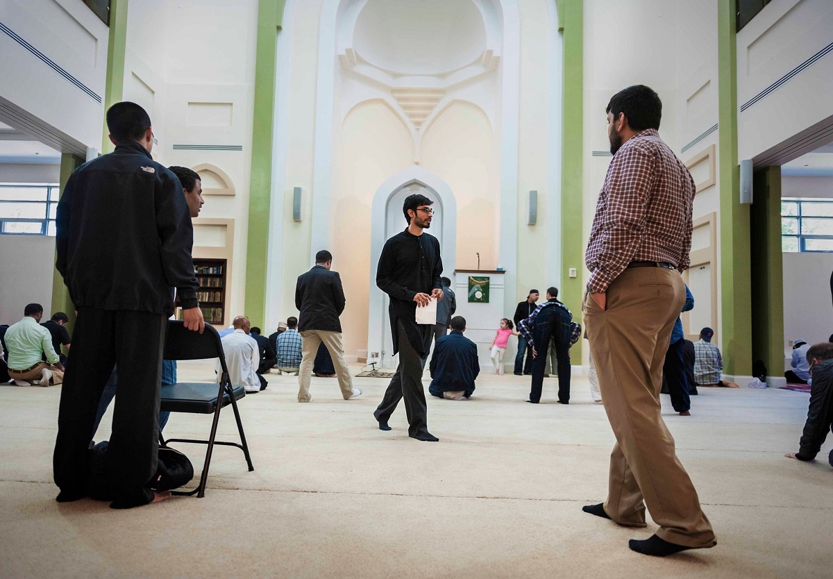  Religious Infrastructure: Mosques & Islamic Centers