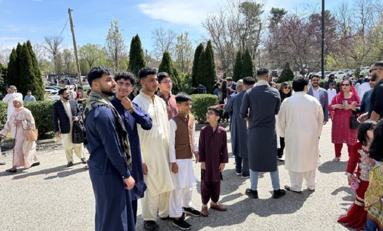 the vibrant Muslim and Arab community in Baltimore, Maryland — from thriving neighborhoods and halal restaurants to mosques, businesses, and cultural contributions that shape the city’s identity.