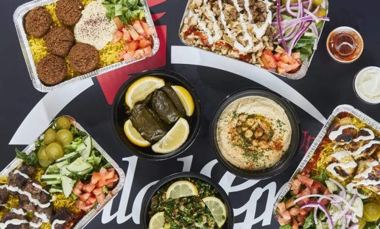 Fire Up Halal Grill in Tampa, Florida serves authentic Mediterranean cuisine and homemade halal dishes. Enjoy shawarma, kebabs, falafel, and baklava in a warm and welcoming setting.