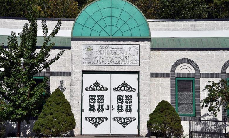 Madina Masjid in Windsor, Connecticut, founded in 1993, serves a diverse Muslim community through Qur’an classes, public lectures, and authentic Islamic education