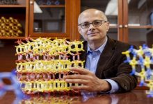 Omar Yaghi, a Jordanian-born scientist of Palestinian origin and a U.S.-educated chemist, wins the 2025 Nobel Prize in Chemistry for his groundbreaking work on Metal–Organic Frameworks (MOFs).