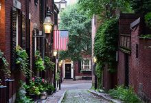 The U.S. Department of Housing and Urban Development’s (HUD) 2025 report sparked significant controversy after linking undocumented immigration and refugees to rising housing prices.