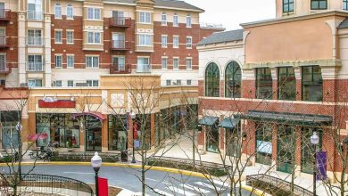 Fairfax is one of the top areas in Virginia with a large Muslim population. Its proximity to Washington D.C. has made it a center for Muslim professionals, families, and students.