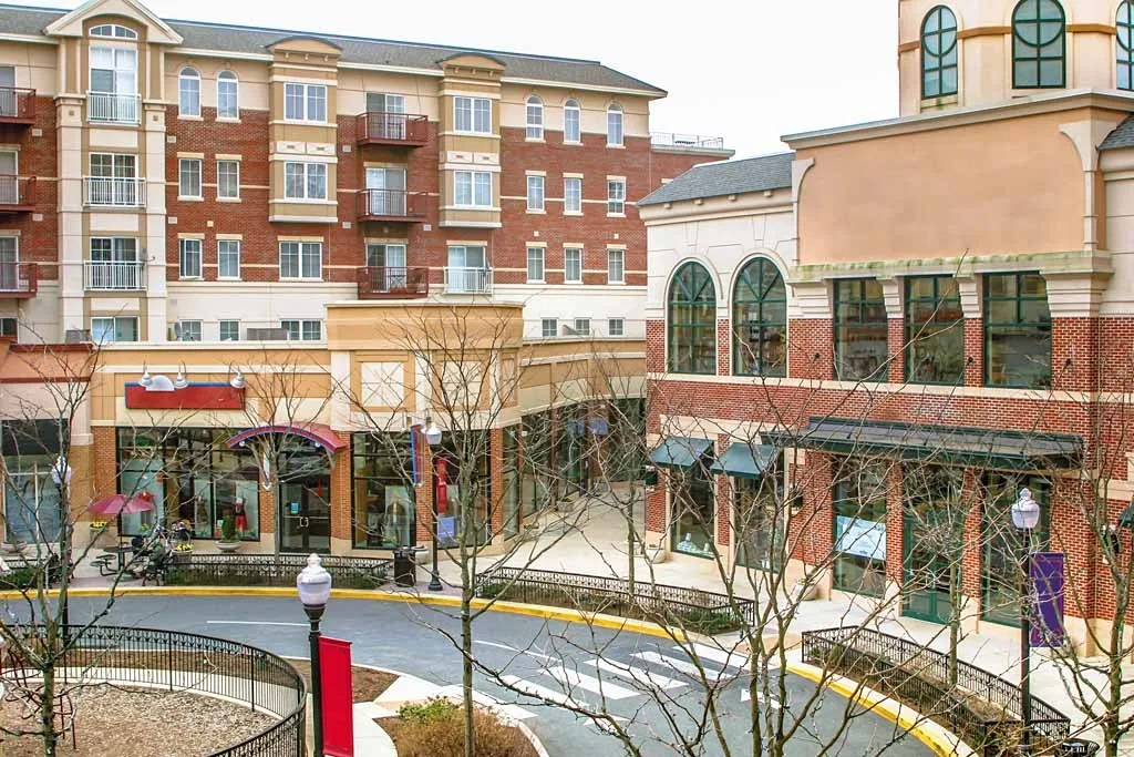 Fairfax is one of the top areas in Virginia with a large Muslim population. Its proximity to Washington D.C. has made it a center for Muslim professionals, families, and students.