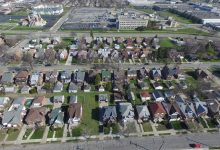 A CommercialCafe study shows that most vacant land in the U.S. is concentrated in major cities, particularly in Texas and California. Dallas, Fort Worth, and Phoenix top the list
