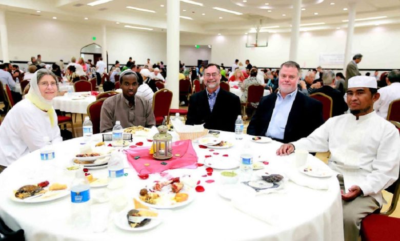Seattle’s Muslims come from a variety of ethnic backgrounds, including Arab, South Asian, African, and Southeast Asian communities, creating a rich tapestry of cultures and traditions.