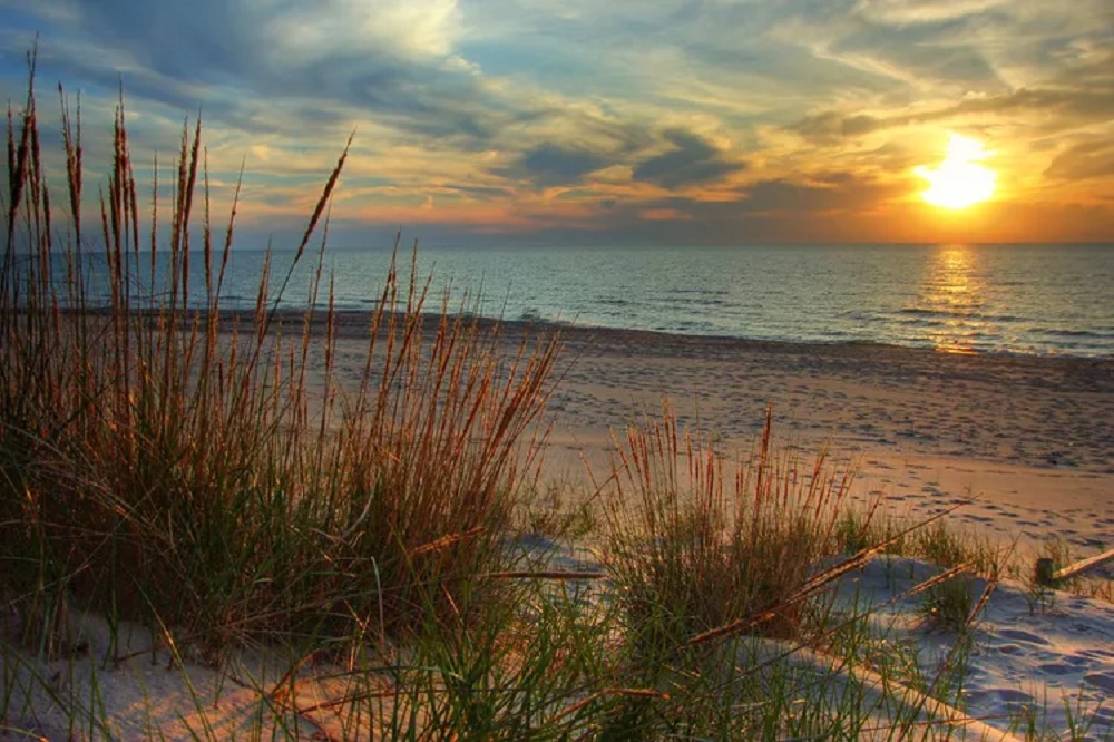 New Buffalo is a stylish lakeside escape along Michigan’s southwest shore