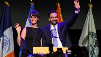 Although polls just months ago placed him at the bottom of the race, progressive politician and former New York State Assembly member Zohran Mamdani defeated his rival Andrew Cuomo, a former city mayor, to become the first Muslim to lead New York City.