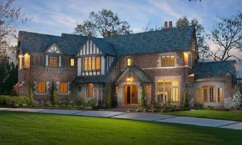 Kansas’s Wealthiest Neighborhoods